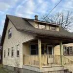 Beautiful 3-Bedroom Rental Home in Wyoming MI with Large Yard