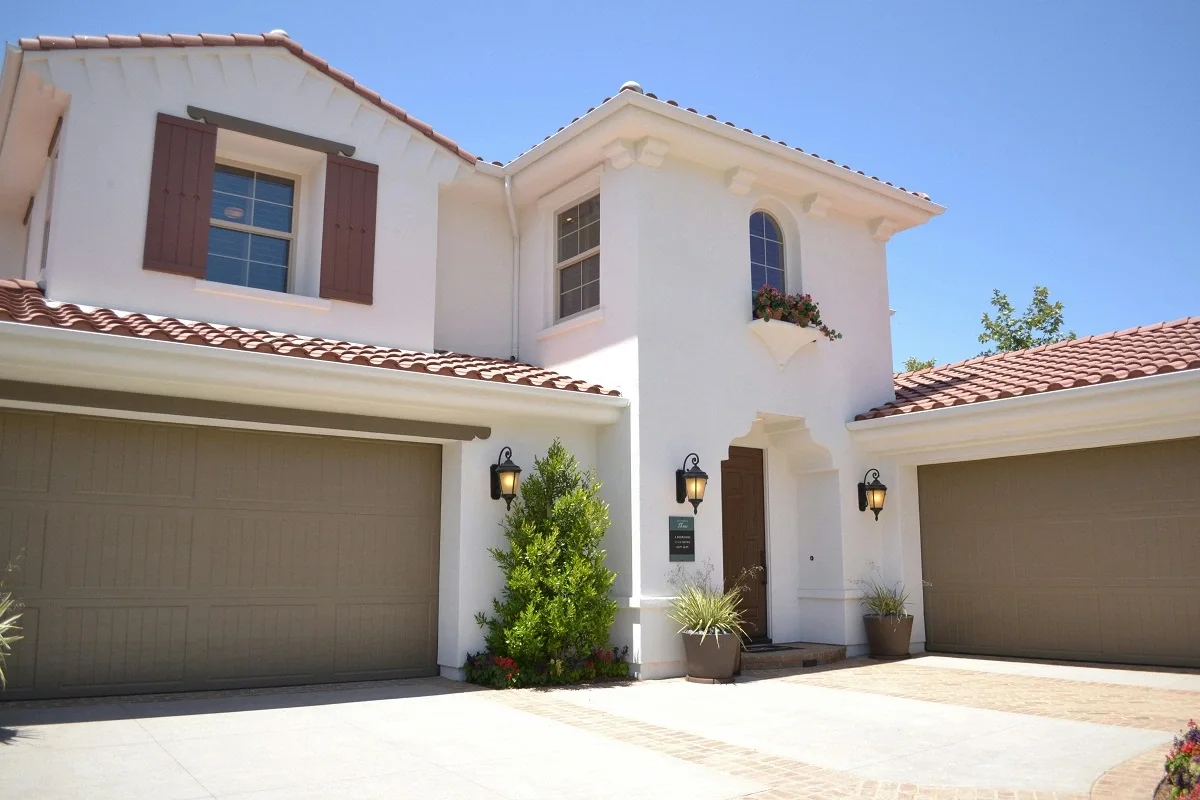 Can You Rent Commercial Property as Residential? A Real Estate Breakdown