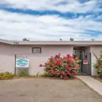 Where Desert Breezes Cool Your Evenings Desert Lakes Apartments